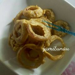 A picture of Crispy Onion Rings.