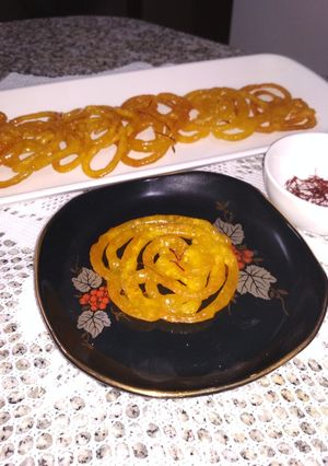 A picture of Zafrani Jalebi.