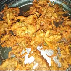 A picture of Veg pakora.
