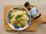 A picture of oil sesame oil