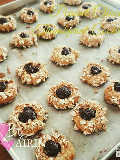 Foto resep Thumprint cookies peanut choco filling