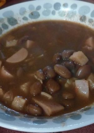 A picture of Frijoles Charros.