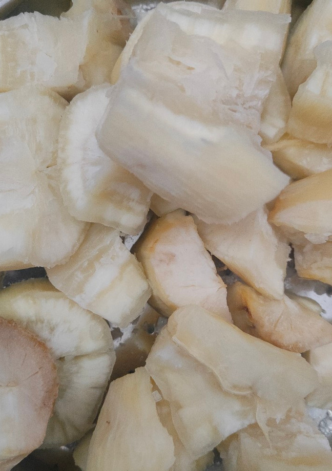 வேக வைத்த வள்ளி கிழங்கு(boiled tapioca recipe in tamil) செய்முறை முக்கிய புகைப்படம்