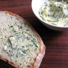 A picture of My Garlic Butter.
