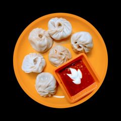 A picture of Veg Momo.