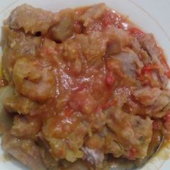 A picture of Stewed arrowroot (nduma).