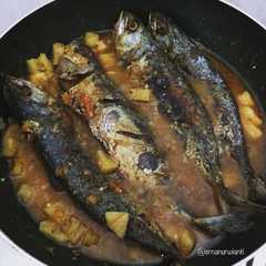 A picture of Ikan kembung kuah nanas.