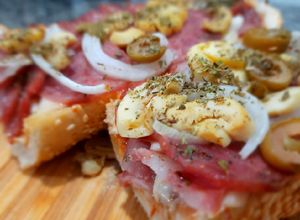 Foto de Pizza na baguete