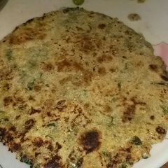 A picture of Rice flour veggie Uttapam.