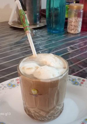 A picture of Cold coffee with ice cream.