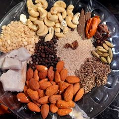 A picture of 😇Shahi qourma Masala😇.