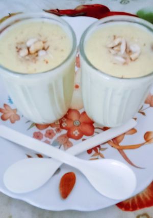 A picture of Delicious healthy summer special Saffron almond shake.