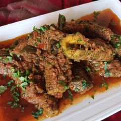 A picture of Masala Bharay Karelay(bitter gourd).