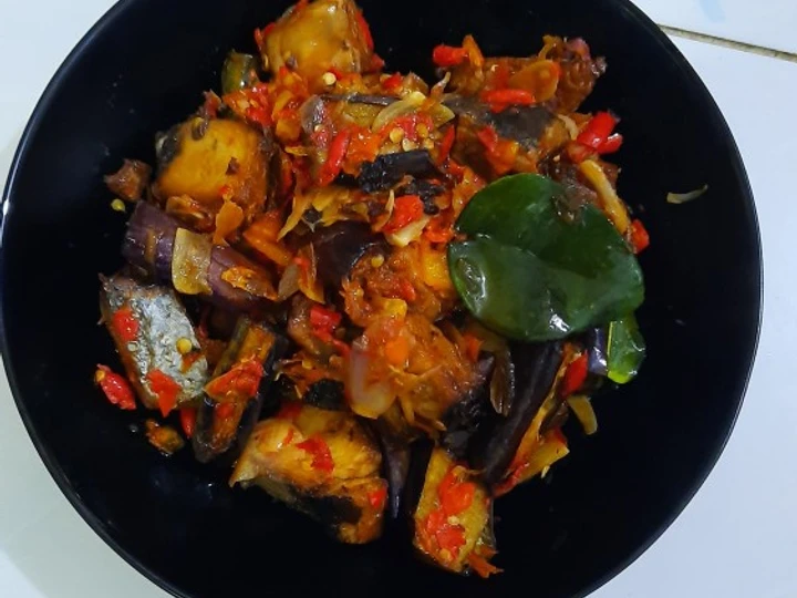 Langkah Gampang Menyiapkan Resep Tongkol Terong Balado andalan keluargaku yang Lezat Sekali Anti Ribet, Lezat