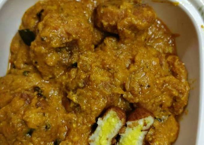 Veg egg curry