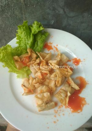 Foto resep Kulit Pangsit isi kornet sapi