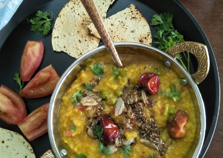 Recipe of Any-night-of-the-week Mixed Daal Khichdi