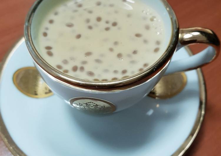 Haba Hamra custard drink