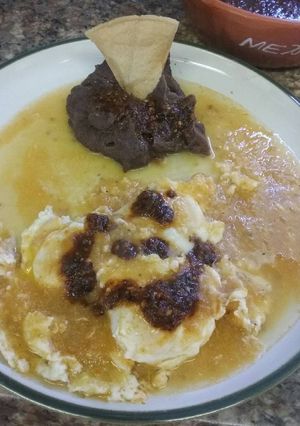 Una foto de Huevos ahogados