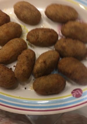 A picture of Nargisi kabab.
