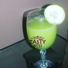 A picture of Cucumber mint juice.