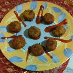 A picture of Potato rice balls.