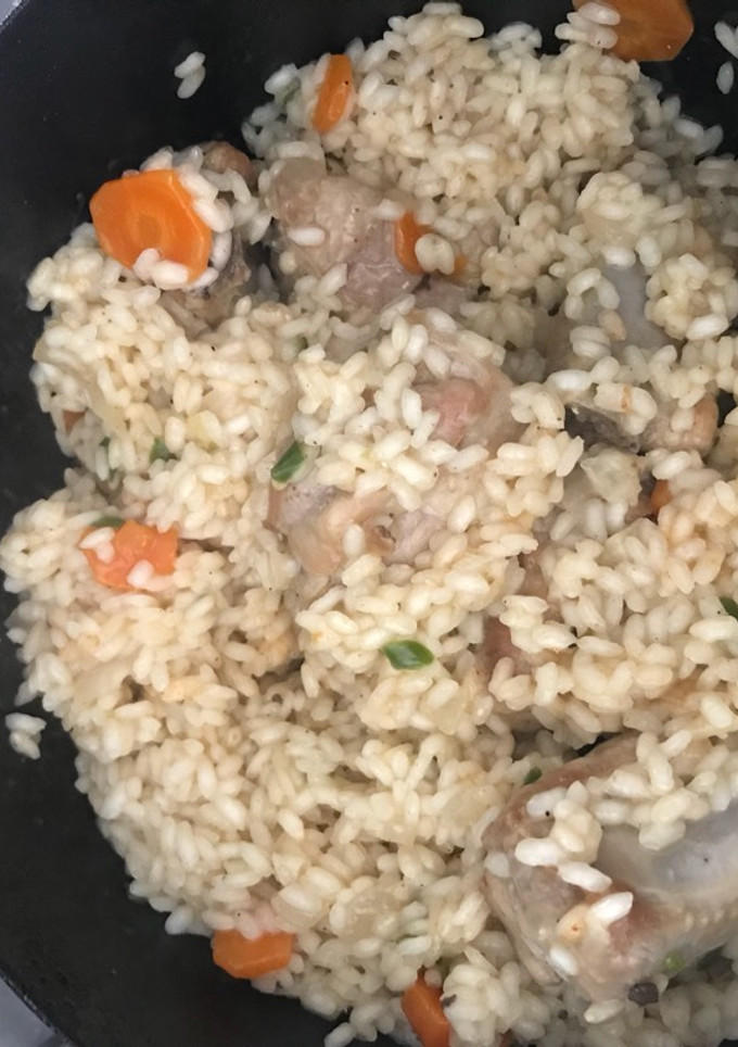 Una foto de Arroz con costillas