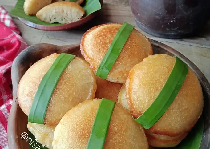 Langkah Mudah untuk Membuat Kue Apem Jawa (Tape Singkong), Enak