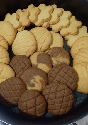 صورة لوصفة 😋 بسكويت العشر دقائق بالزبده 🧇🍪