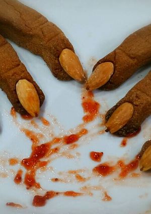 Foto di Dita zombie alle castagne