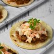 Taco Heo Xé và Bắp Cải Trộn - Pulled Pork Tacos & Creamy Coleslaw