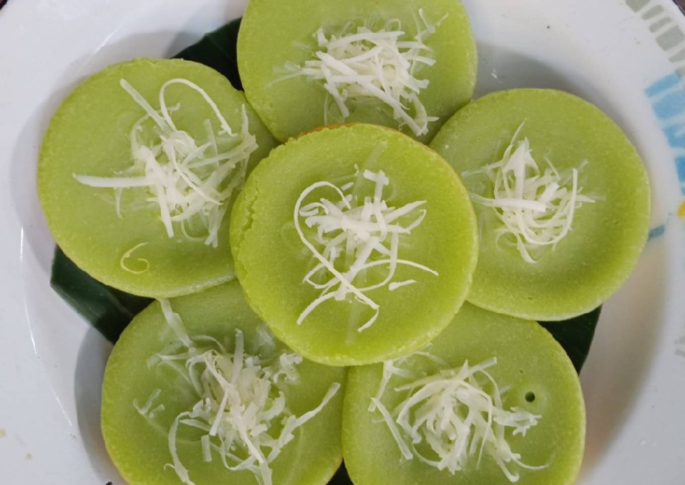 Bagaimana Membuat Kue Lumpur Pandan, Lezat