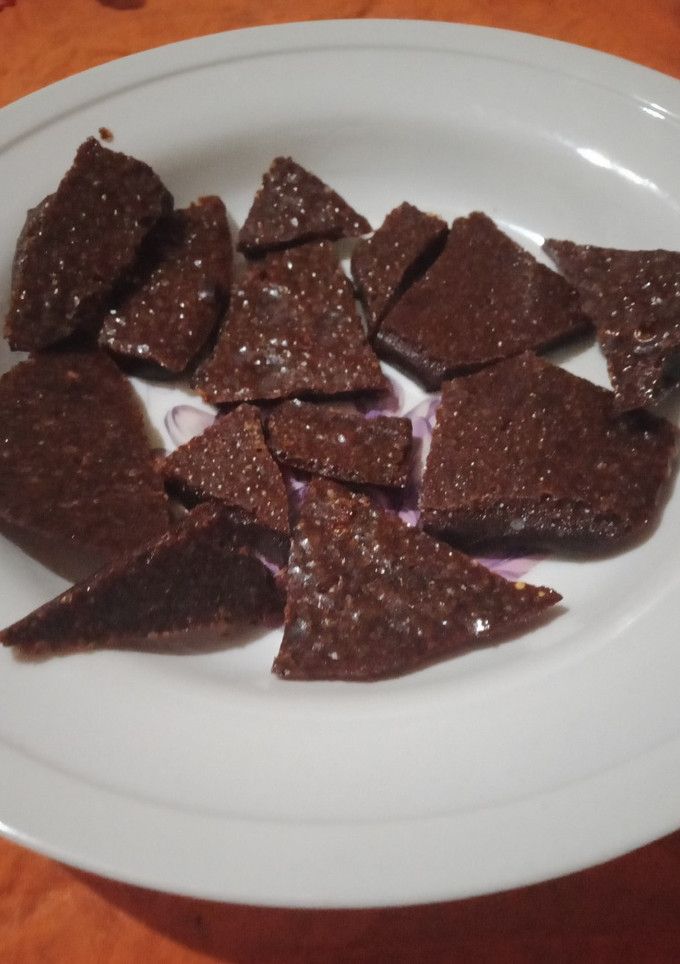 ગોળ પાપડી (Gol Papdi Recipe in Gujarati) રેસીપી મુખ્ય ફોટો