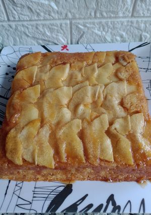 Una foto de 🍎Torta invertida de manzana🍎