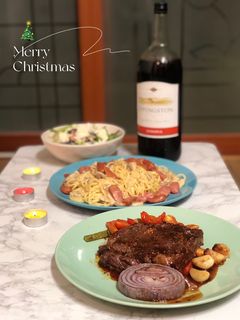 Hình của món Beefsteak sốt vang đỏ.