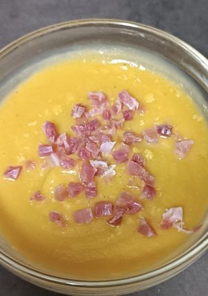 Foto principal de Crema de boniato, puerro y calabacín