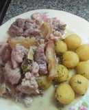Mollejas al verdeo con papas noisettes