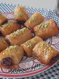 Una foto de Baklava de chocolate