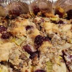 A picture of Sausage and Herb Stuffing.