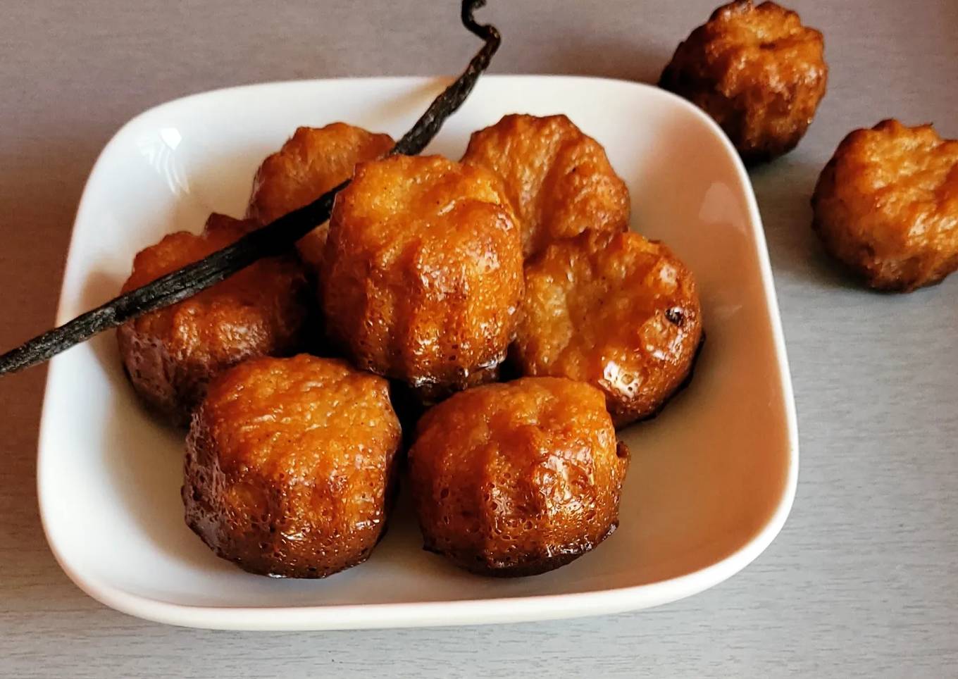 Mini cannelés à la vanille (sans rhum)