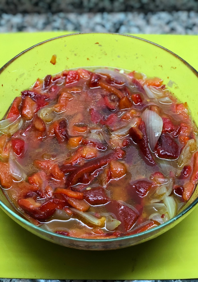Una foto de Ensalada de pimientos asados como la de mi madre!