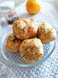 Fagottini al seitan e olive taggiasche
