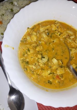 A picture of Boneless Chicken in coconut cream.
