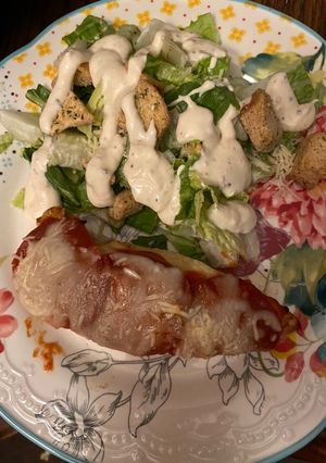 A picture of Pizza chicken.