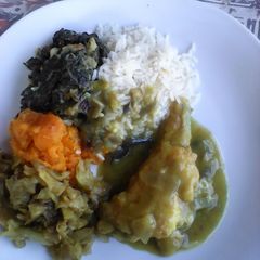 A picture of Curry fish.