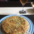 Tortilla de patatas y grelos