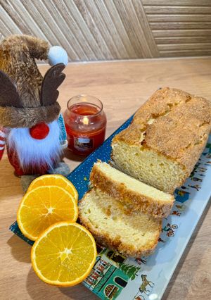Une photo de Cake au skyr et liqueur d’orange sans œuf