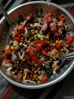 चना चाट (Chana chaat recipe in hindi) रेसिपी मुख्य फोटो