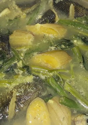 Foto resep Sayur kuah asam pisang ikan pepuyu