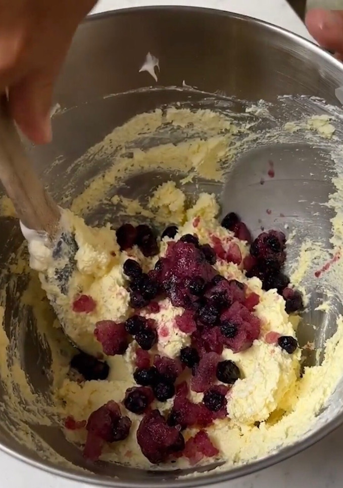 A picture of Best frosting.